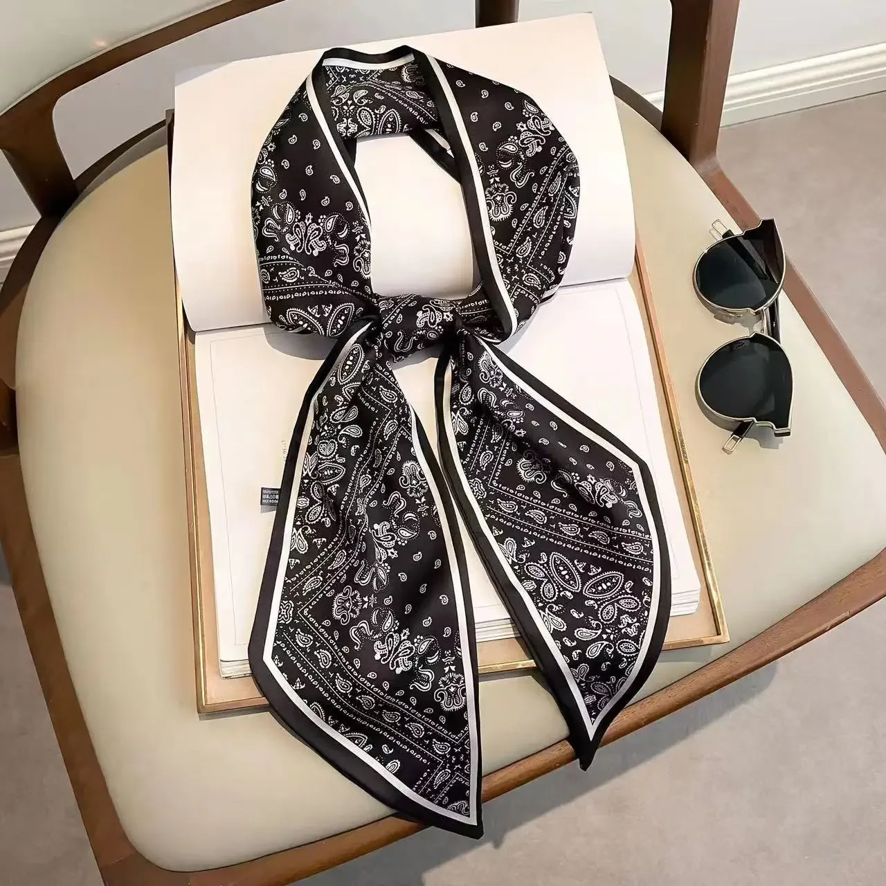 Design Print Skinny Scarf Plai - Discount Luxury Bags recensie en prijs