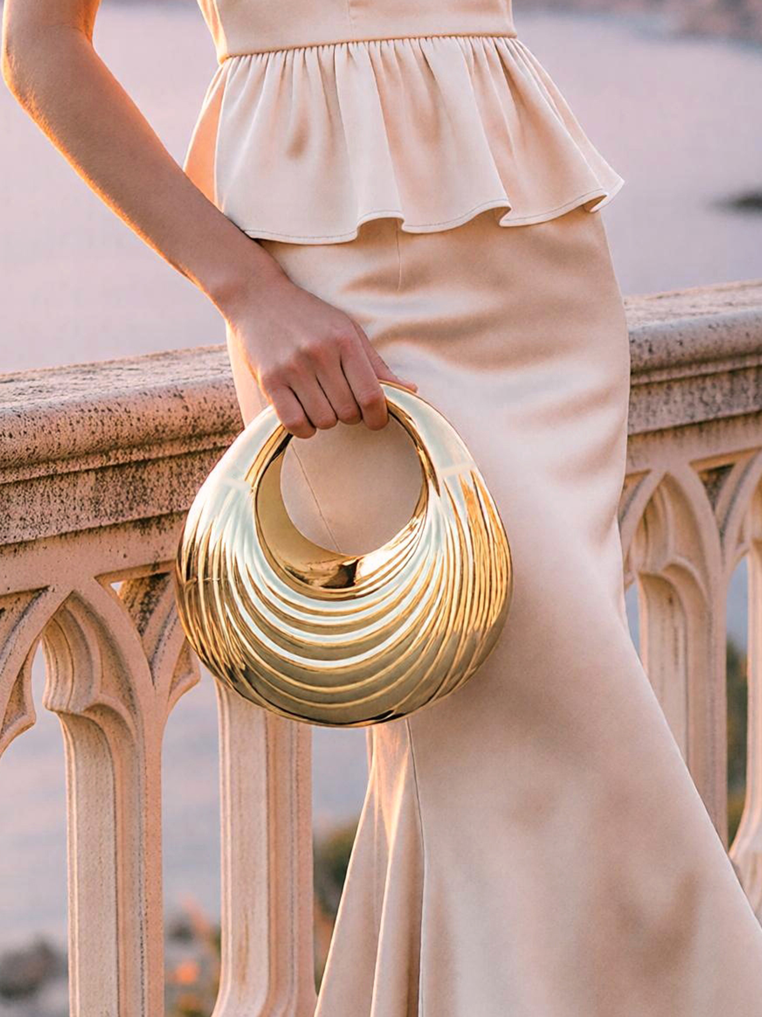Acrylic gold evening bag/walle - Luxury Bags Medium Size recensie en prijs