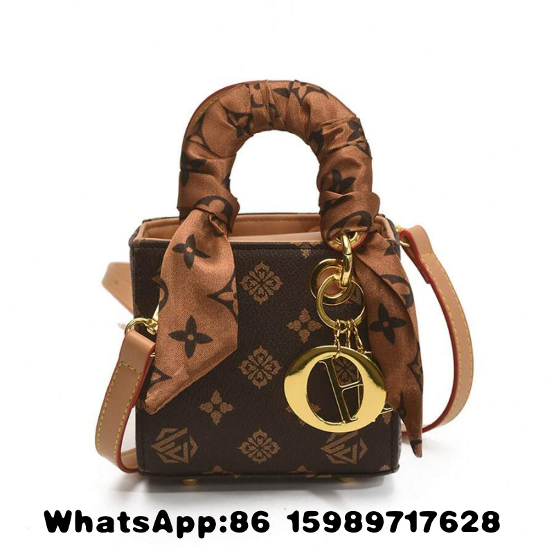 Ele Medium Size Retro Print Di - Luxury Bags Medium Size recensie en prijs