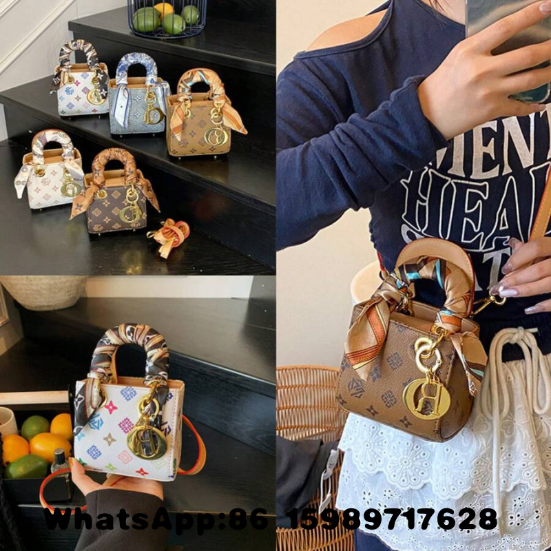 Ele Medium Size Retro Print Di - Luxury Bags Medium Size recensie en prijs
