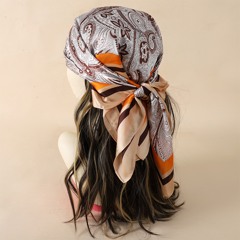 Luxury Women Silk Square Scarf - Discount Luxury Bags recensie en prijs