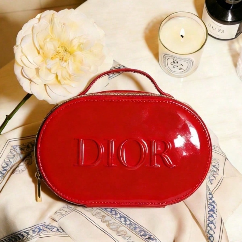 Dior’s Bag Red Cosmetic Bag Lu - Luxury Bags Dior recensie en prijs