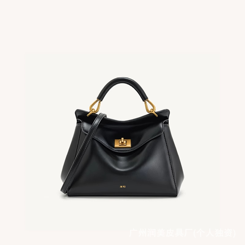 JW PEI Lock Bag, Lock Design,  - Luxury Bags Dior recensie en prijs