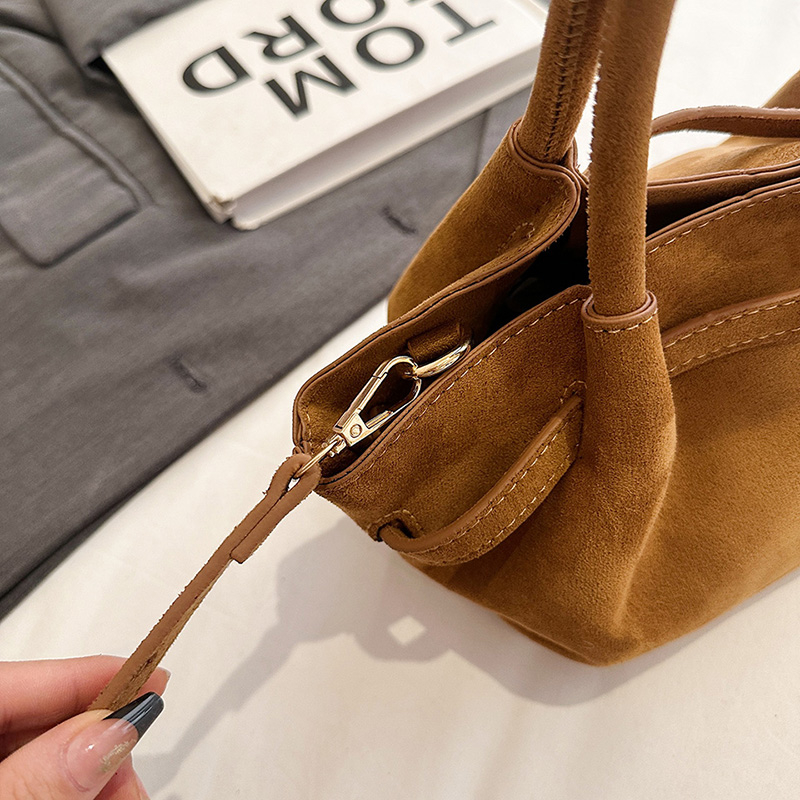 MOODS Burgundy Round Top-handl - Luxury Bags Medium Size recensie en prijs