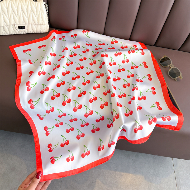 Luxury Square Satin Scarf Wome - Discount Luxury Bags recensie en prijs