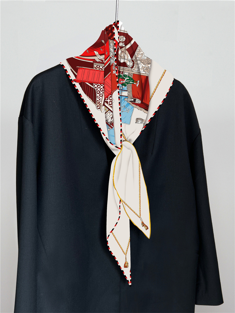 Triangle Twill Scarf Luxury Wo - Luxury Bags La recensie en prijs